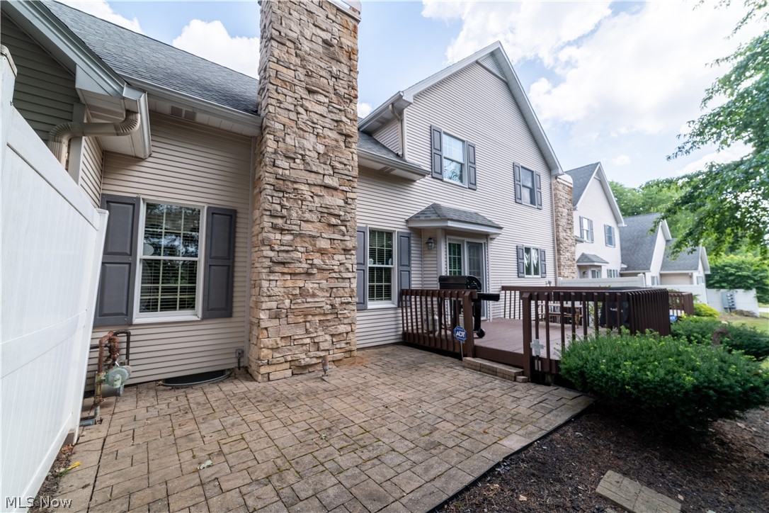 Olde Stone Crossing Condo - Residential