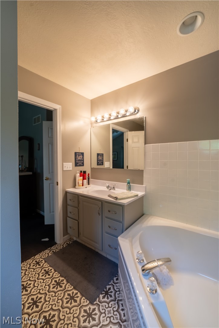 Olde Stone Crossing Condo - Residential
