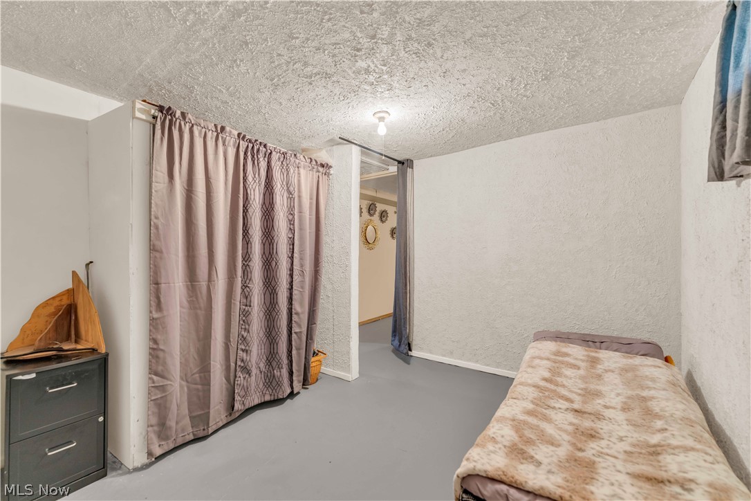 Highland Blvd - Residential