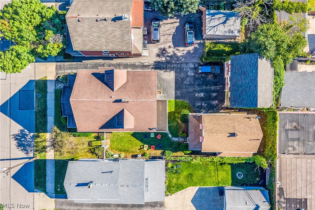 Benedict & Roots - Residential Income