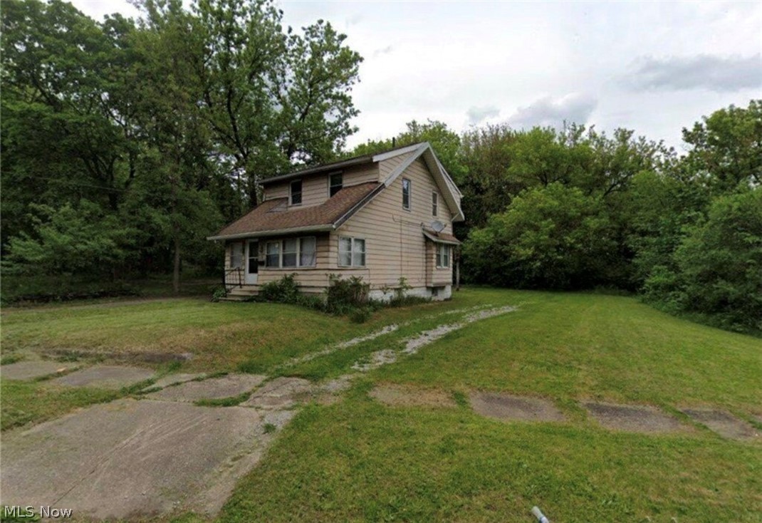 Great investment opportunity! This well-maintained 3-bedroom, 1-bath home is currently tenant-occupied, providing immediate rental income. Ideal for investors looking to add a solid property to their portfolio. Convenient location. Please do not disturb the tenant. Current tenants pay $700 monthly. Sold "as is". Seller financing offered with 10k down. This home is part of a package deal of 11 total properties. All 11 properties for sale for $1,425,000.