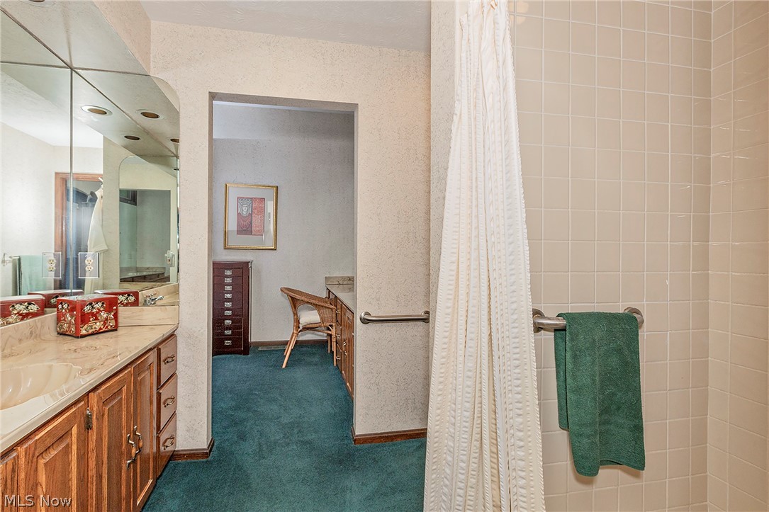 Hemlock Lakes - Residential