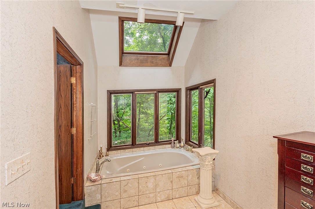 Hemlock Lakes - Residential