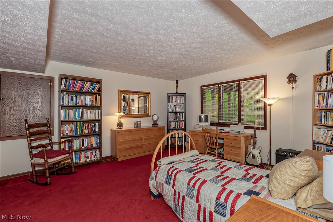 Hemlock Lakes - Residential