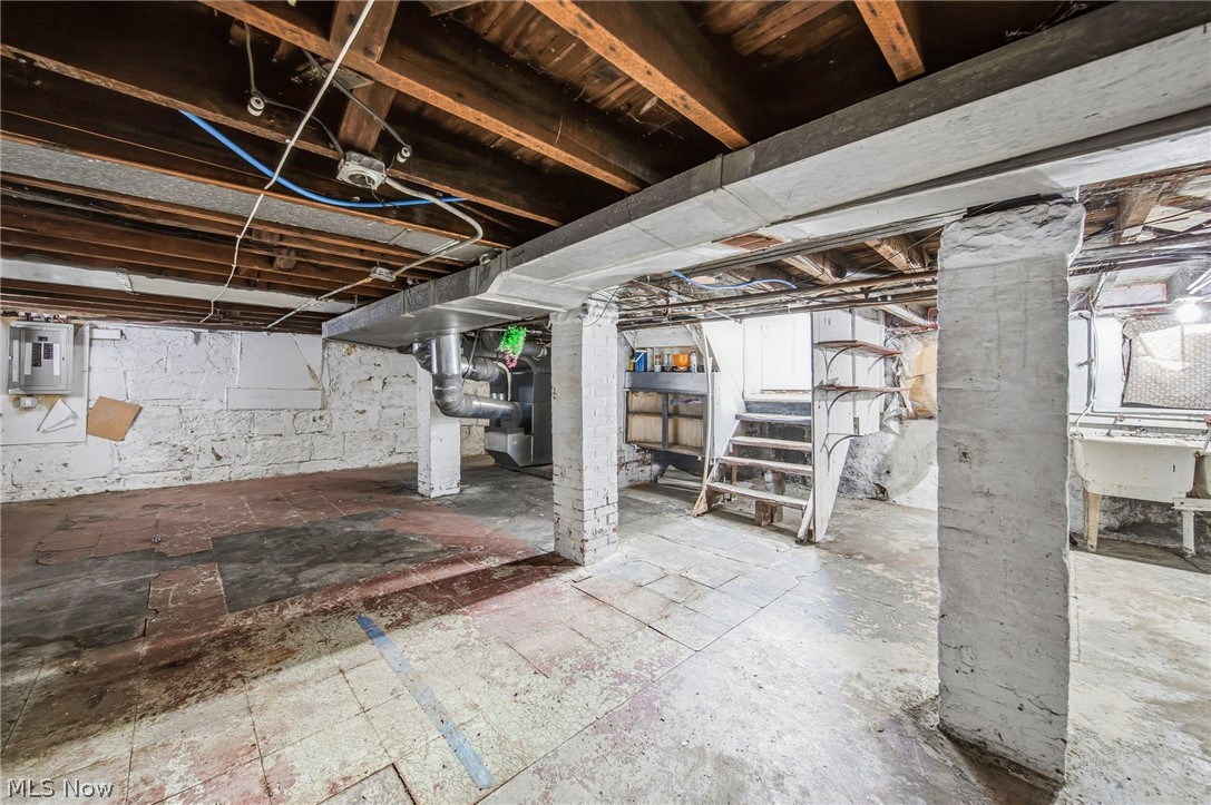 Lowrie Brother Homedale Allotm - Residential