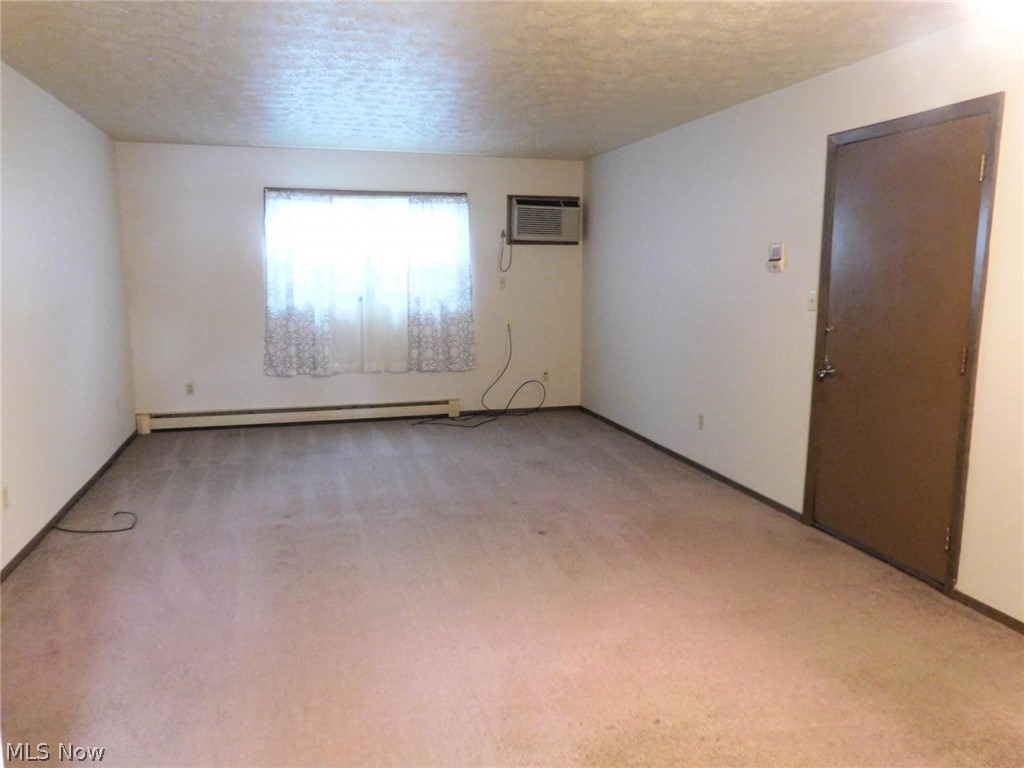 Pusateri - Residential Lease