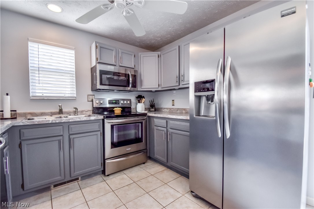 Lanmark Cove Condos - Residential