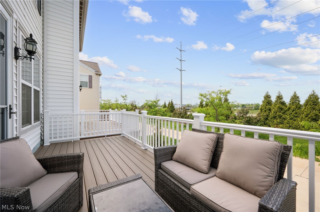 The Pointe at Sterling Lakes - Residential