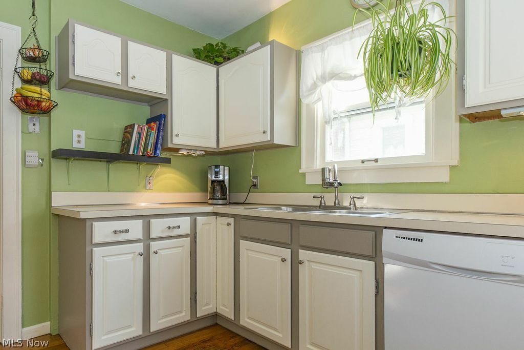Meadowbrook - Residential