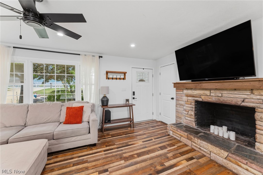 Hobby Horse Farms - Residential
