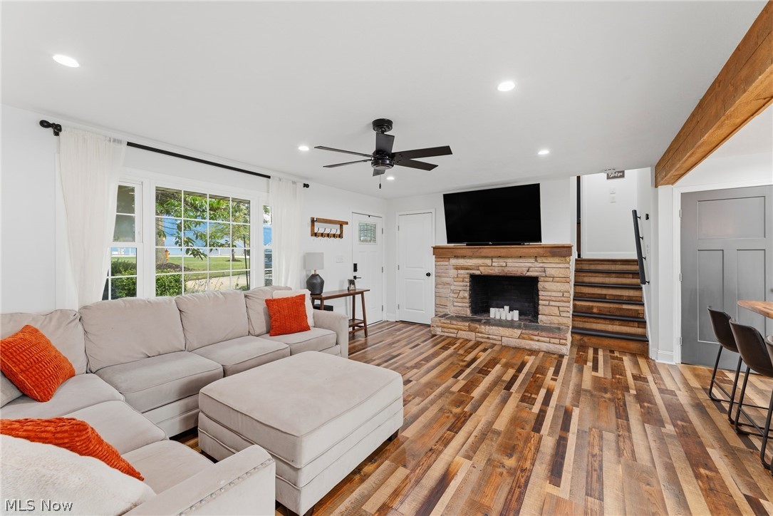 Hobby Horse Farms - Residential
