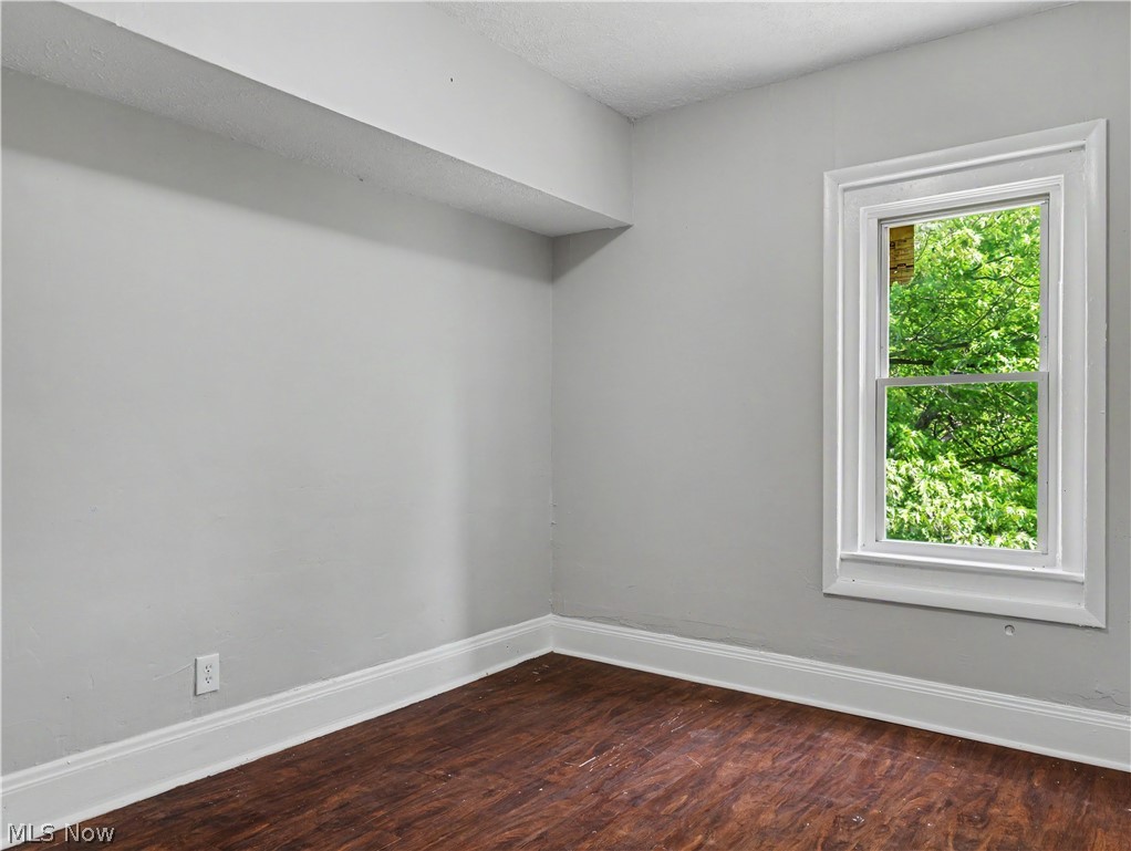 Amor & Carpenter - Commercial Sale