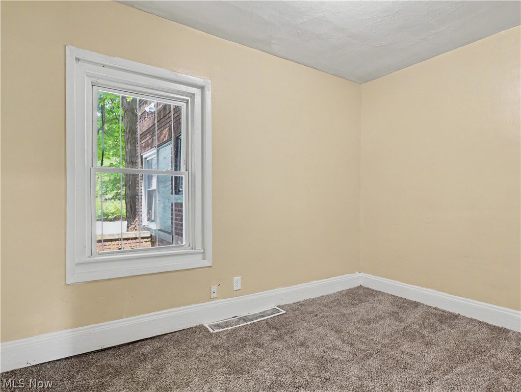 Amor & Carpenter - Commercial Sale