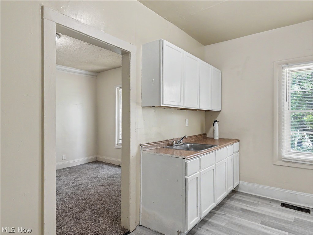Amor & Carpenter - Commercial Sale