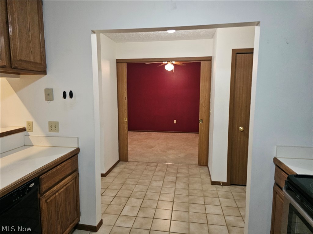 Country Lakes - Residential