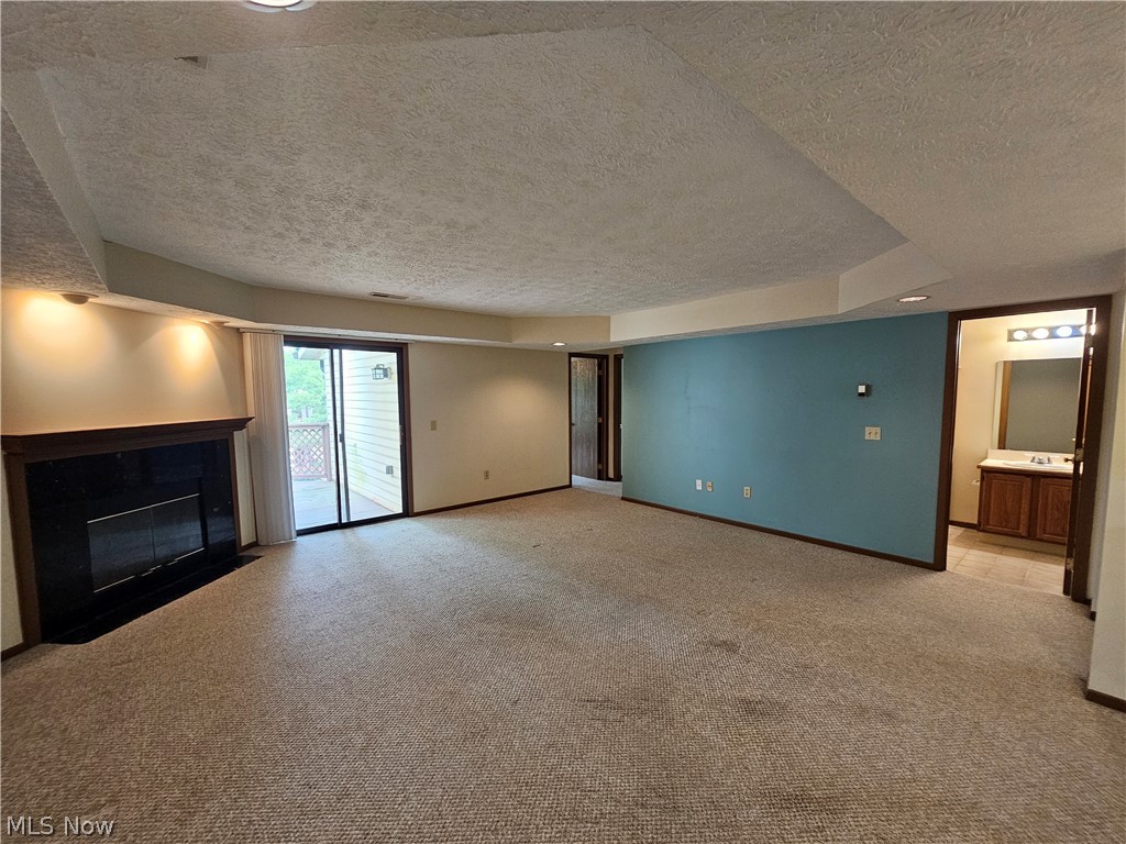 Country Lakes - Residential