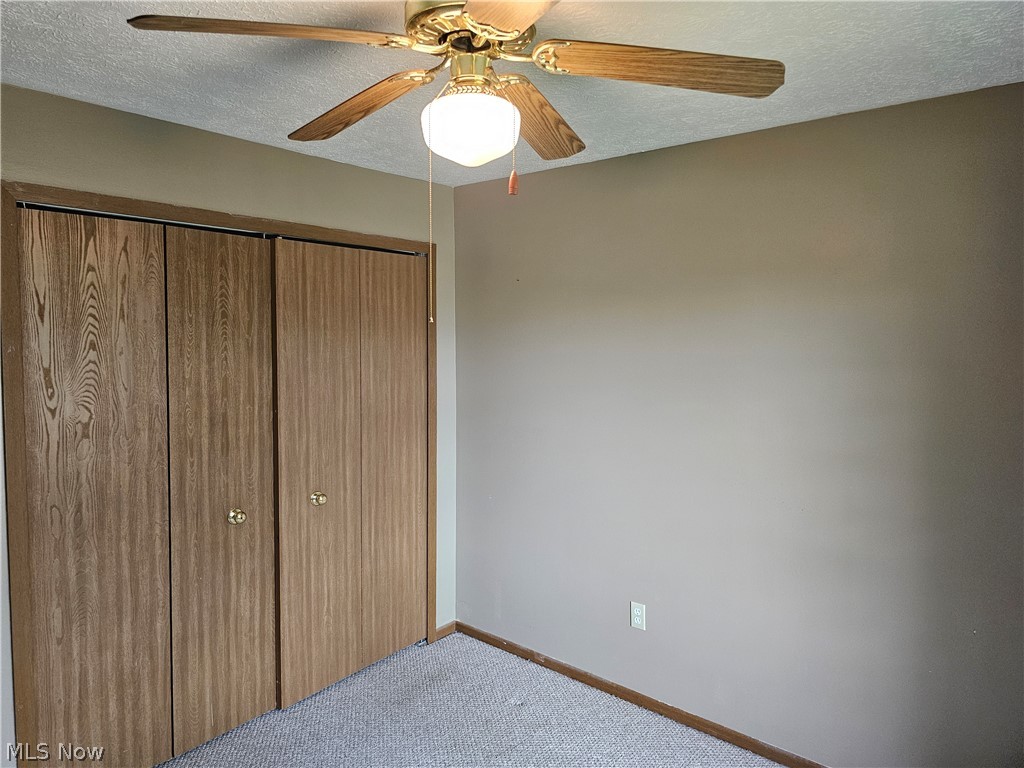 Country Lakes - Residential