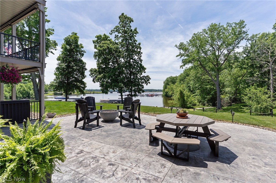 Lake Milton Condos - Residential