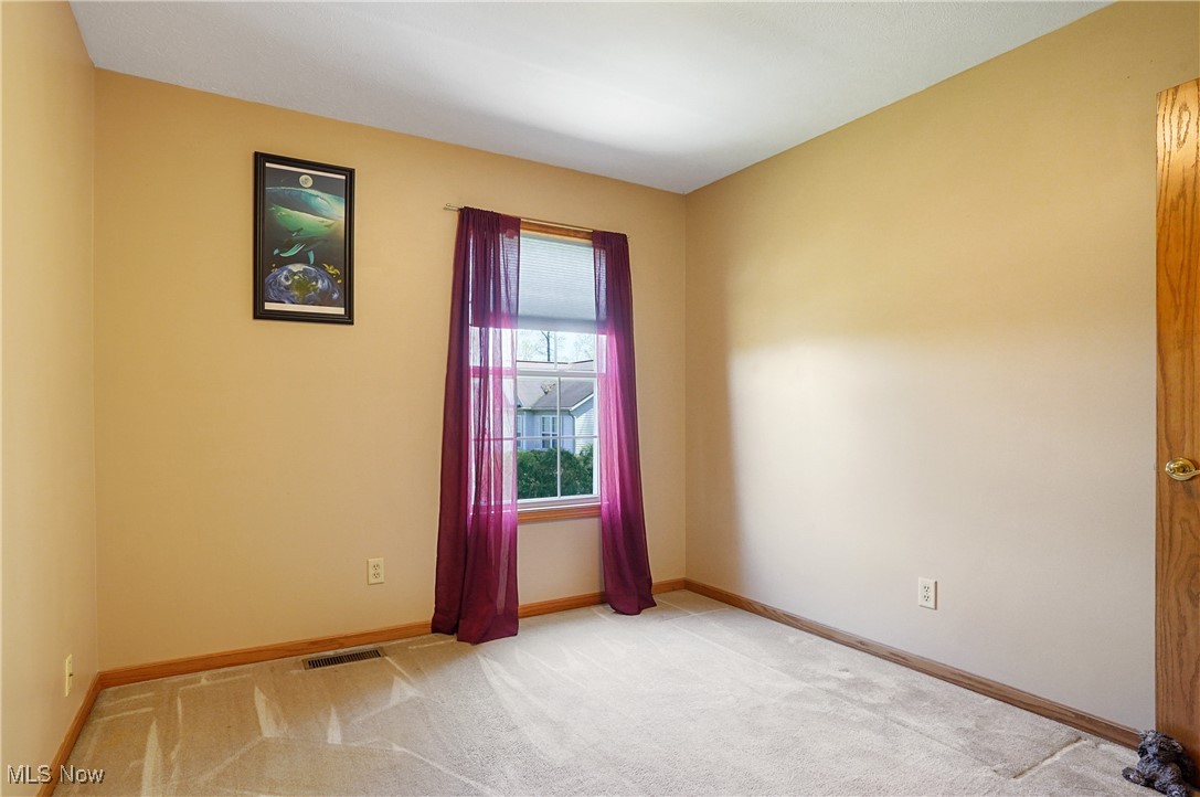 Knolls/Collins Pond - Residential