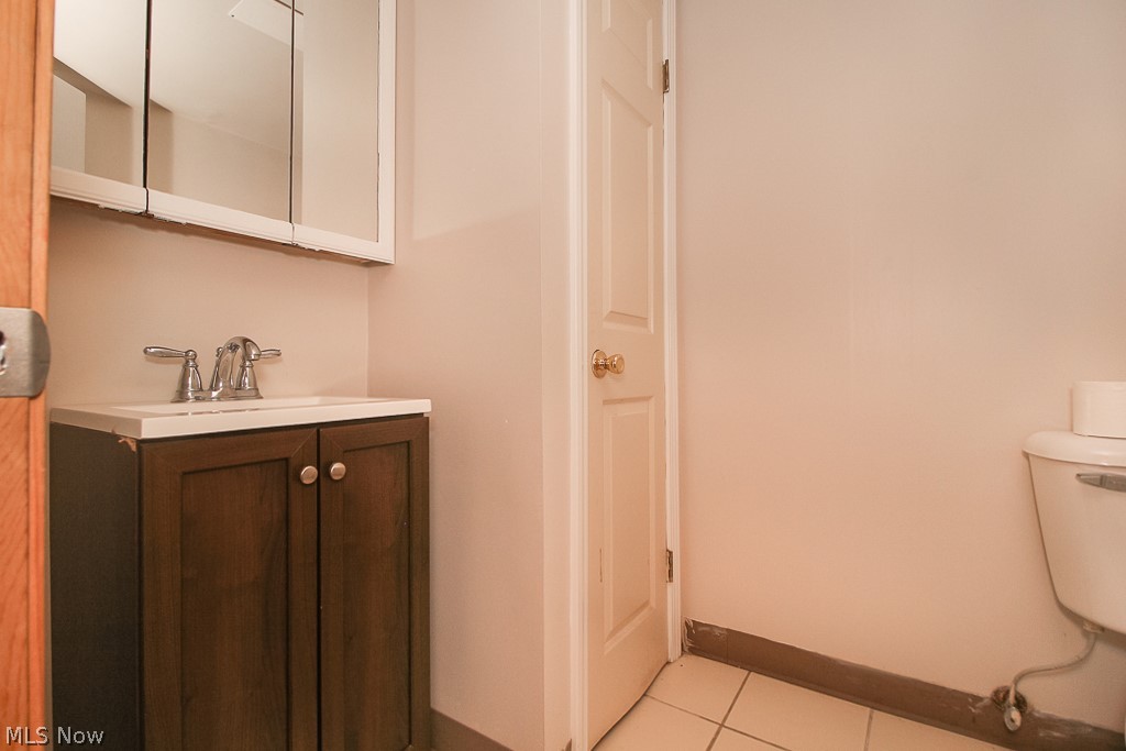 J Levines Hazelwood - Residential Lease