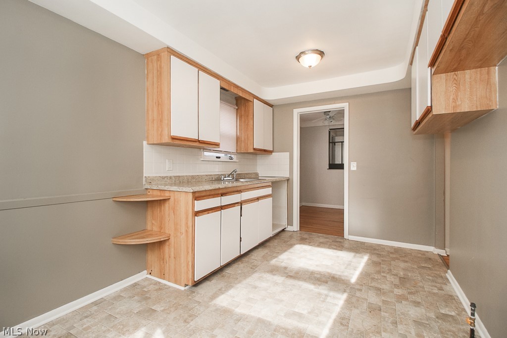 J Levines Hazelwood - Residential Lease