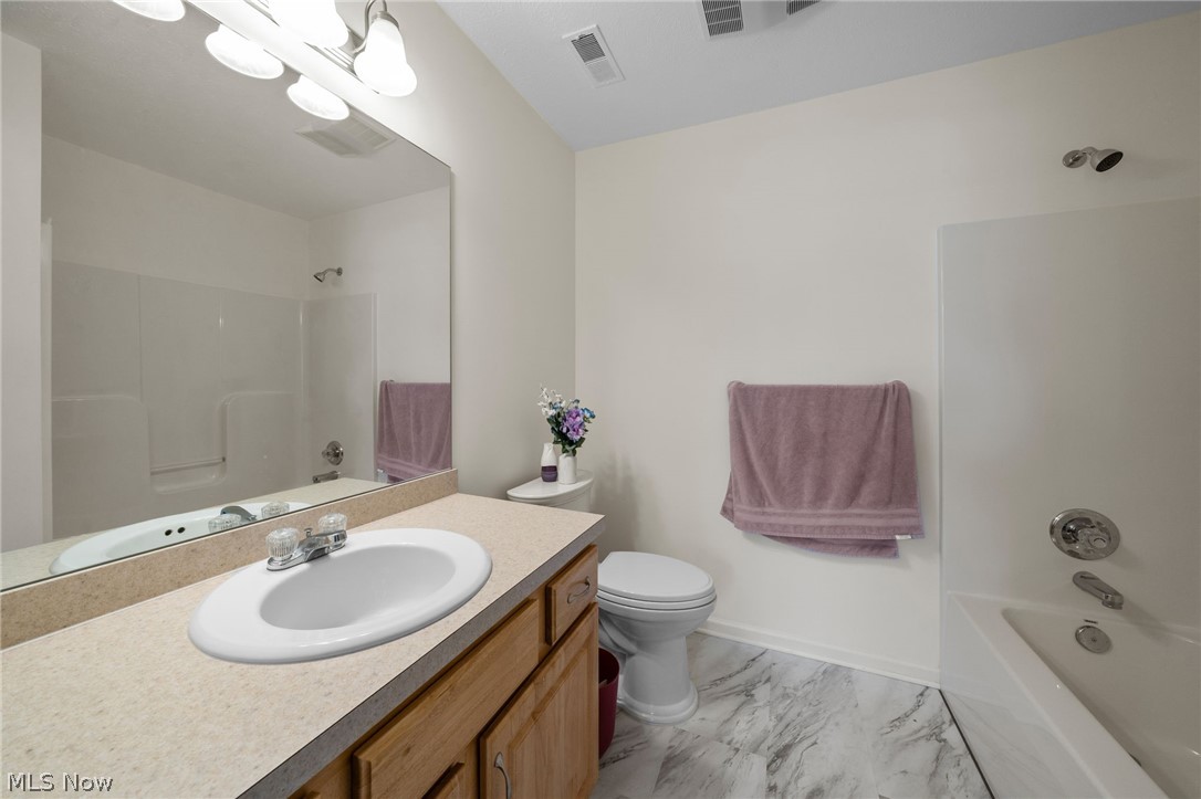 Woodbury Glen Condo - Residential