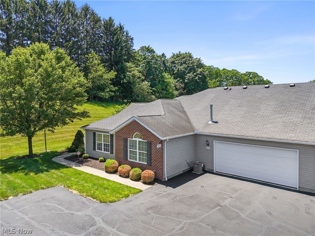 Woodbury Glen Condo - Residential