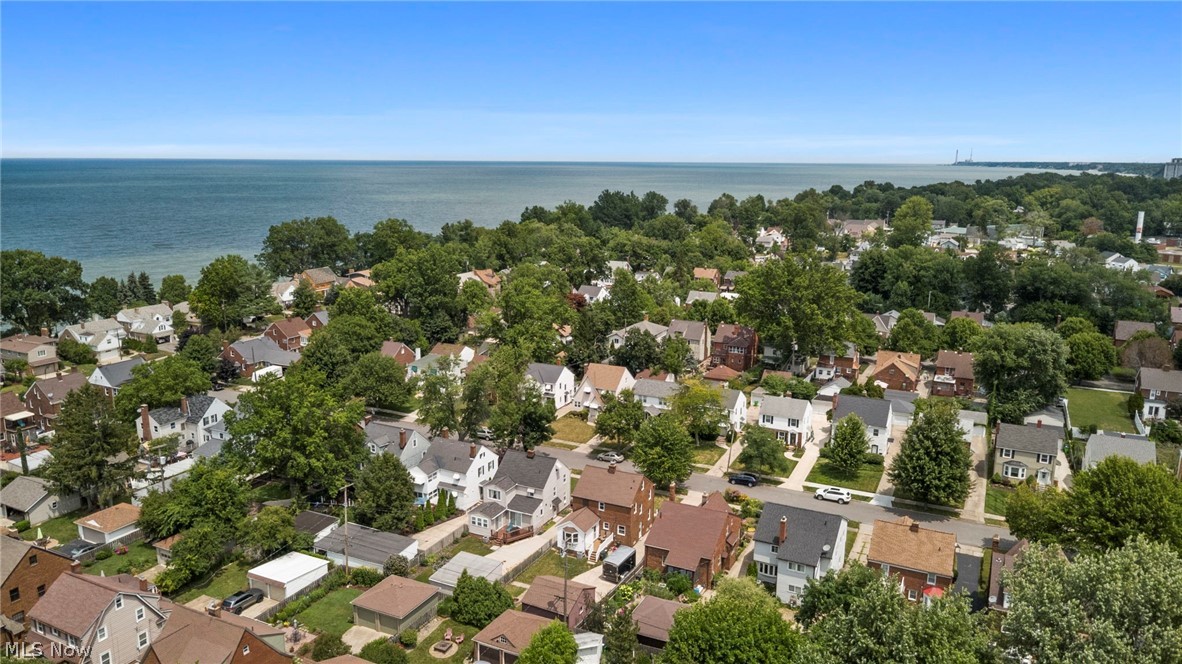 Utopia Beach - Residential