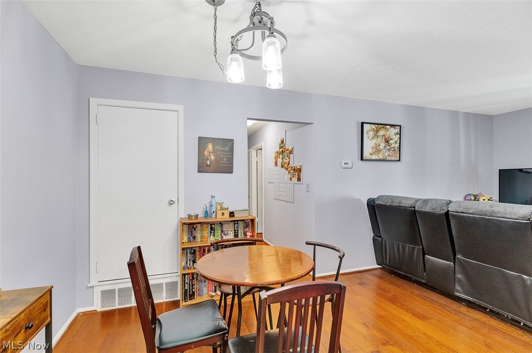 Heritage Circle Condo - Residential
