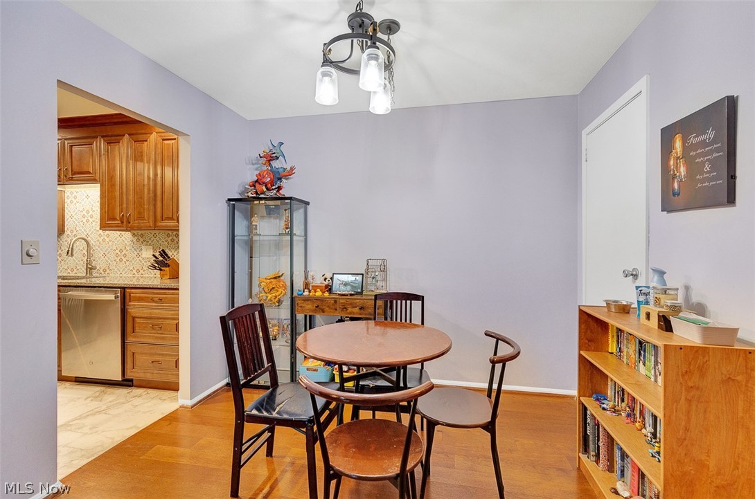 Heritage Circle Condo - Residential