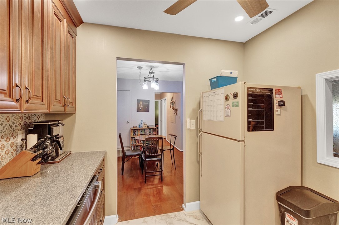 Heritage Circle Condo - Residential