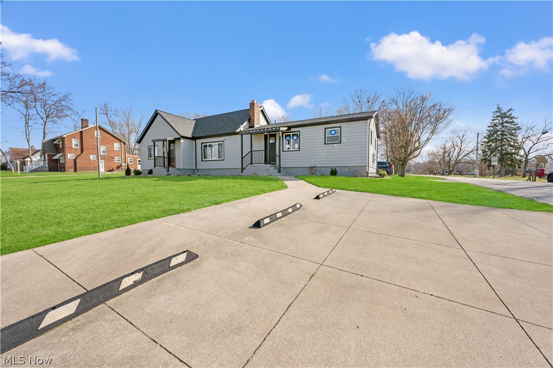 Center Place - Commercial Sale