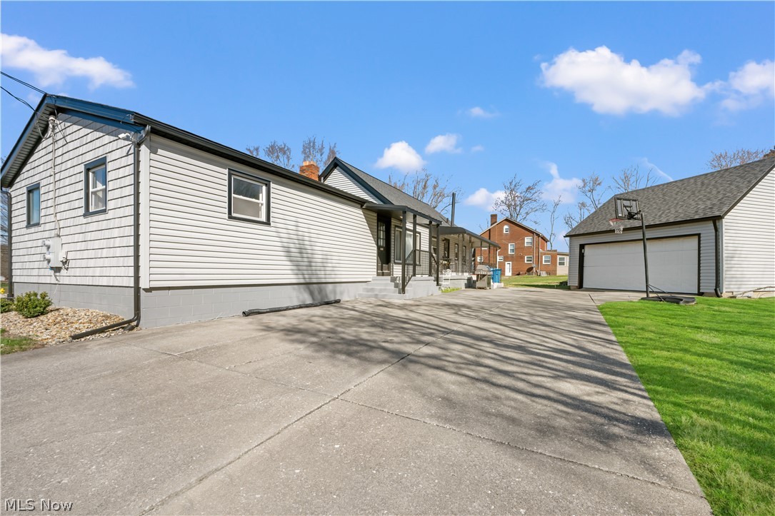 Center Place - Commercial Sale