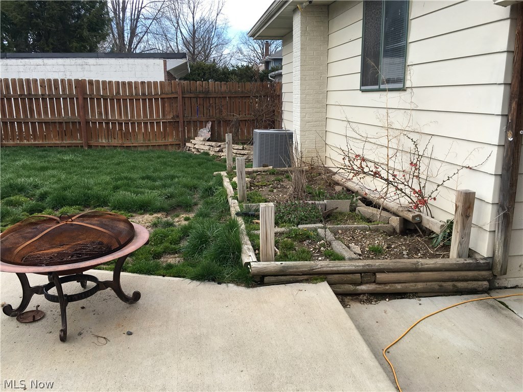 Charming 2 bedroom house available for rent in Cuyahoga Falls! This home boasts large bedrooms with nice closet space and a finished basement!  Newer carpet throughout and spacious kitchen Fenced back yard.  $35 app fee. We run credit, criminal and eviction history.  No section 8.