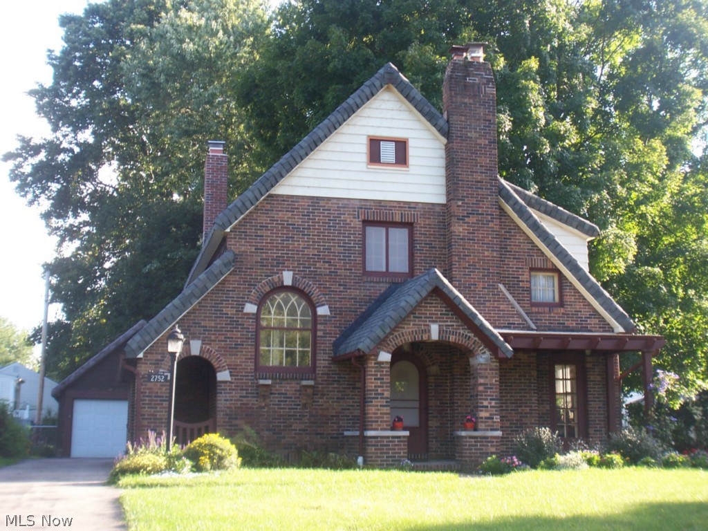 Cuyahoga River Estate - Residential