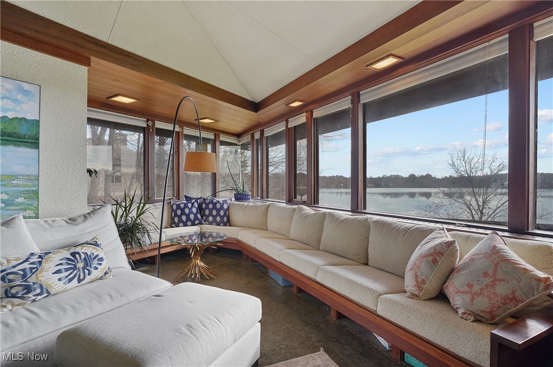 Beechwood Island - Residential