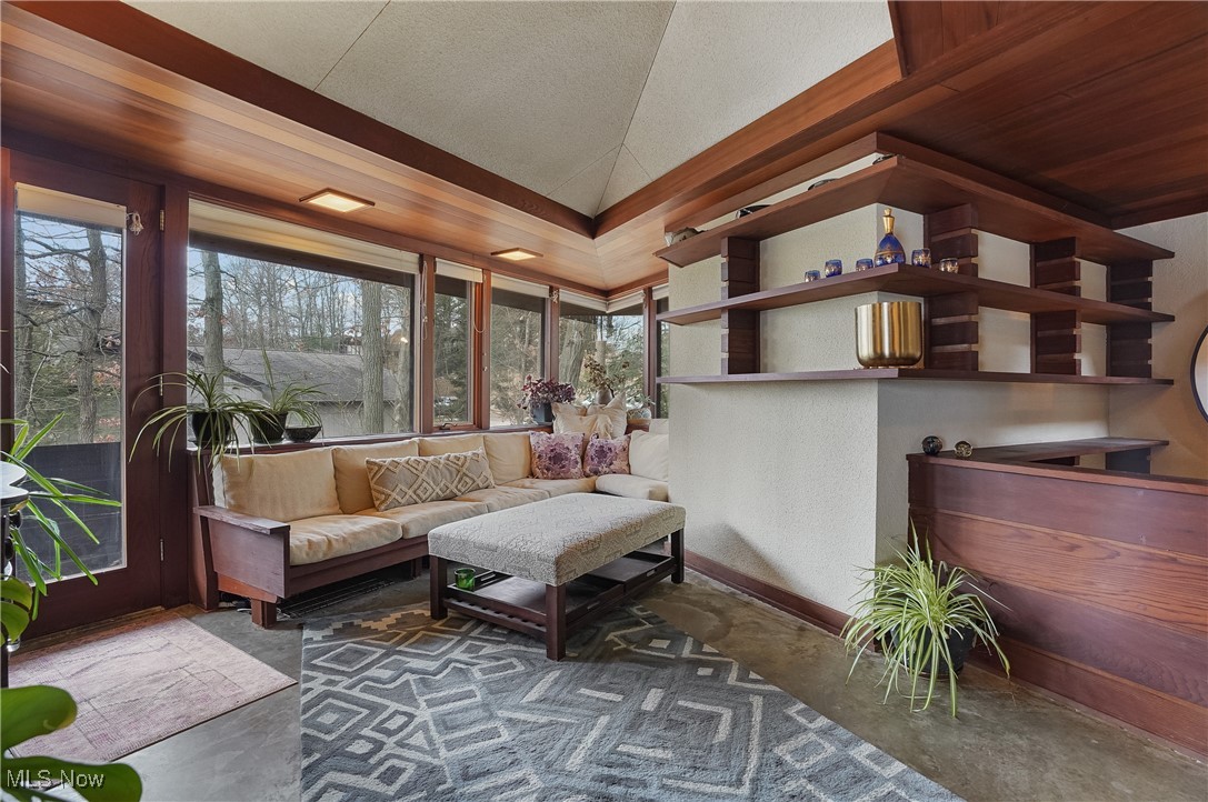 Beechwood Island - Residential