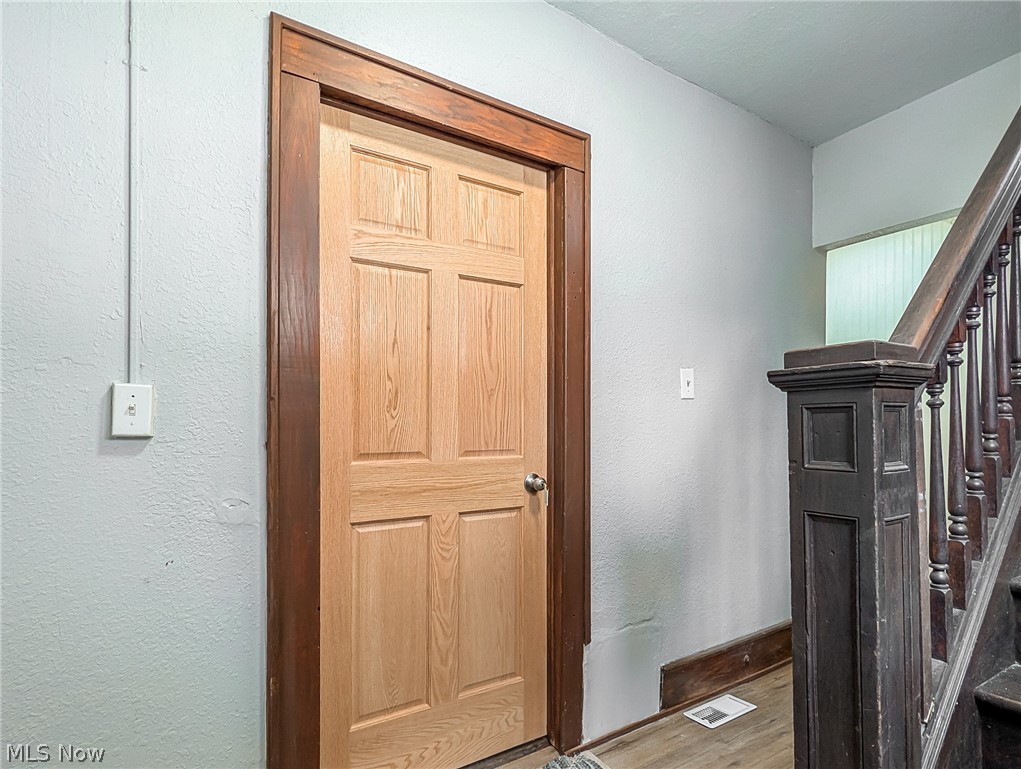 Blue Pond - Residential Lease