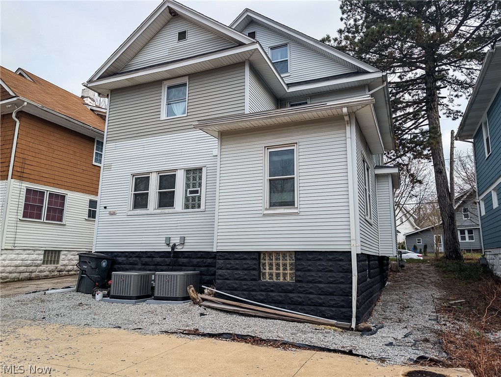 Blue Pond - Residential Lease