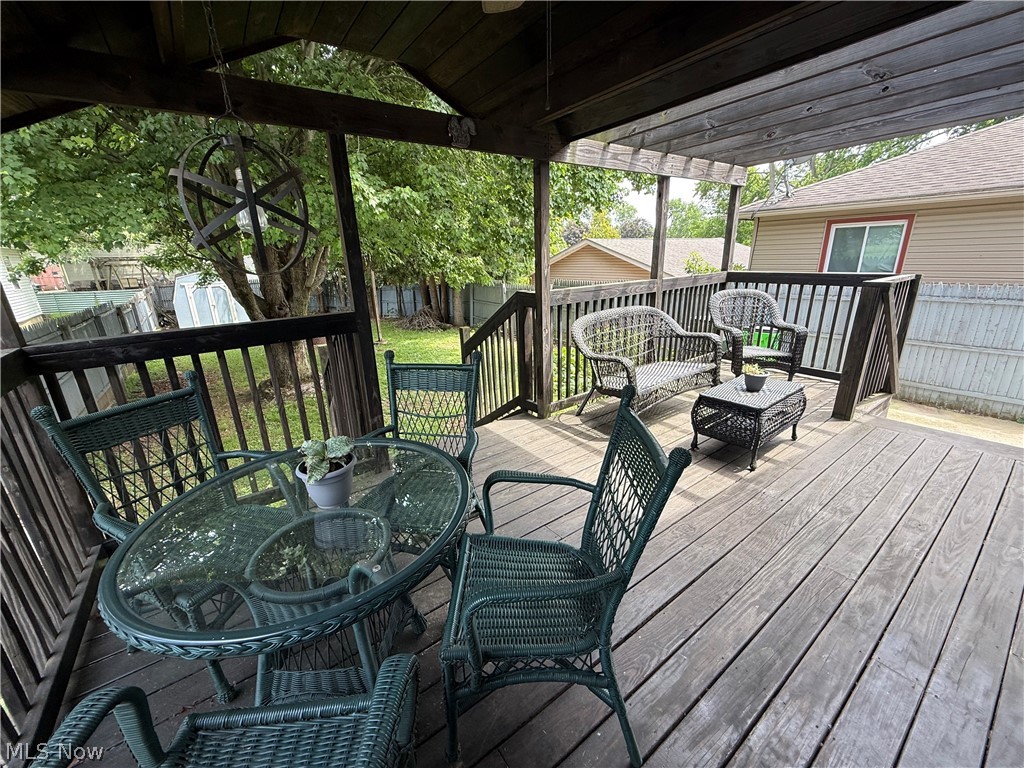 Barberton Realty Co 1st Add - Residential