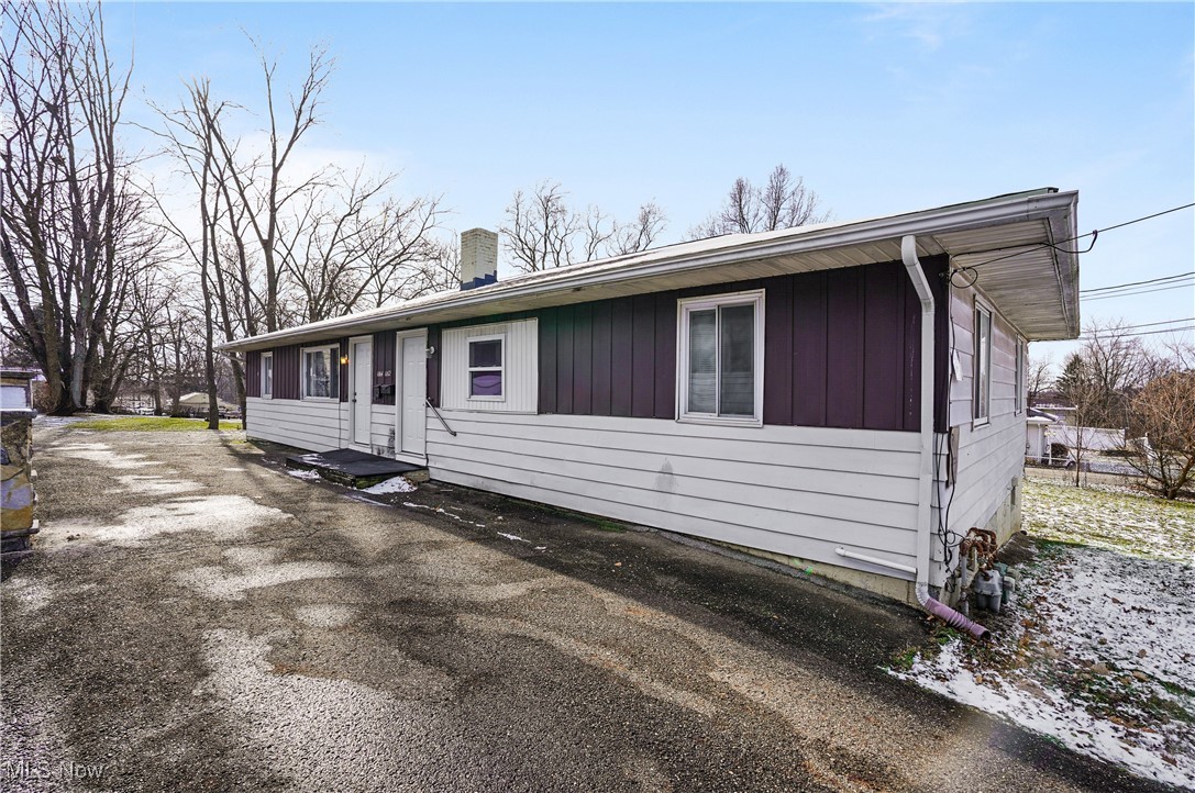 DUPLEX INVESTMENT OPPORTUNITY! 1162-1164 Tonawanda Avenue --- 1,508 total square footage with 4BD/2BA (2/1+2/1 per unit) with a full basement. Each unit has separate basement spaces, utilities and laundry hookups in each. Prior rents were $850/month each and that's with tenant-provided appliances and tenant-paid utilities. Updates include: Roof 2023, Electrical Updates (2016). Live in one side and offset your mortgage or lease both sides for steady income. Low-maintenance setup in a strong-rental area. Strong Gross Cap of 11.4% with previous rental amounts -- add your touches and it could be even higher! Don't wait on this one!
