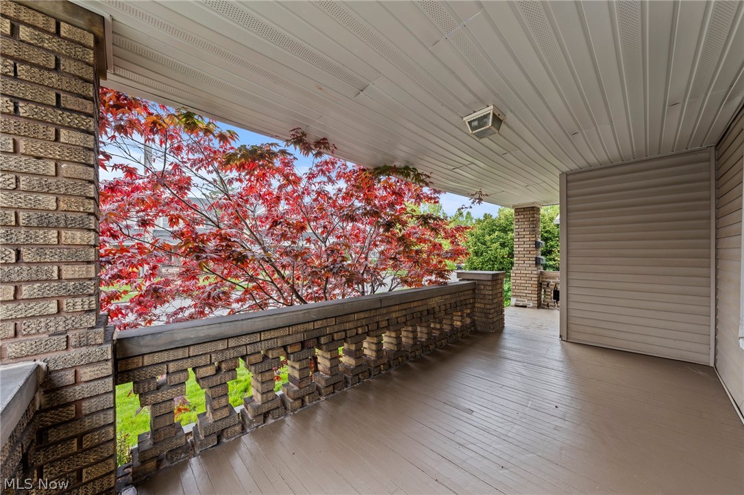 E G Gilberts 01 - Residential Lease