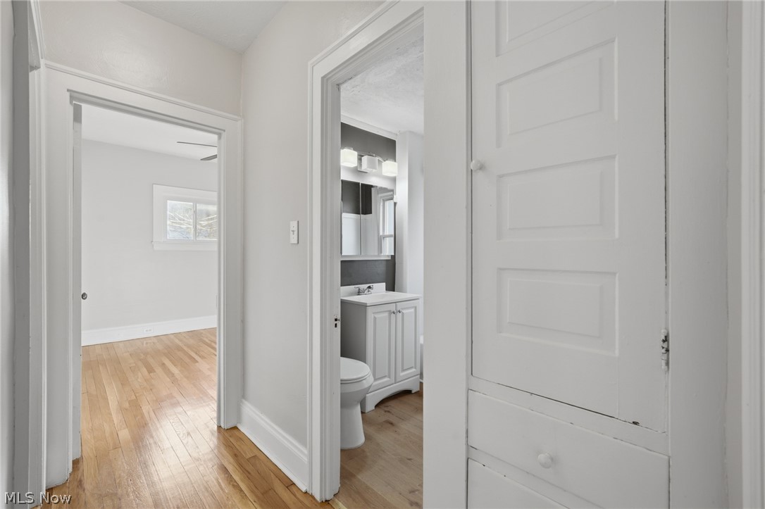 E G Gilberts 01 - Residential Lease