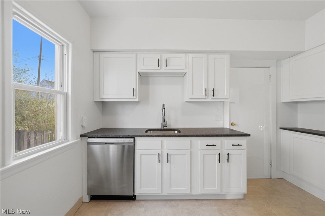 E G Gilberts 01 - Residential Lease