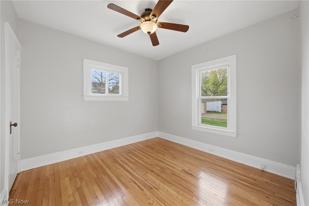 E G Gilberts 01 - Residential Lease