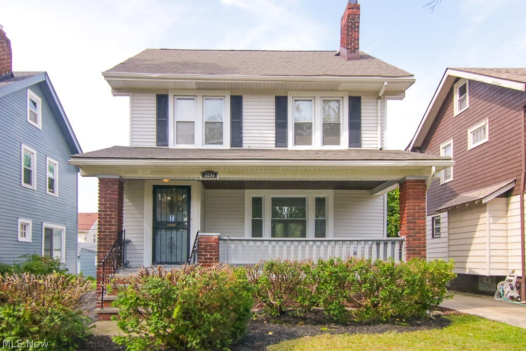 3293 Tullamore, Cleveland Hts., OH 44118 -- Fully renovated 4 bedroom 2 bathroom colonial home! 

$1,150 rent / $1,150 deposit 
$25 application fee per adult 
1-2 pets OK with additional deposit 
NO CMHA / NO SMOKING 

Incredibly spacious and just completely renovated 4 bedroom 2 bathroom colonial home that provides amazing amenities inside AND outside! Large covered front porch, newer 2 car detached garage. The central air conditioning was just recently installed as well! Large formal living & dining room that has brand new laminate flooring leads to the renovated eat in kitchen with granite countertops, dishwasher and microwave. The home was just freshly painted throughout and offers 3 full floors of living space! The 2nd floor offers a rear office, den or 4 season room that overlooks the backyard; and the 3rd floor is fully finished and has a walk in closet! Both bathrooms are updated as well and have tile detail and surround! 

Do not miss out on this gorgeous home, it wil