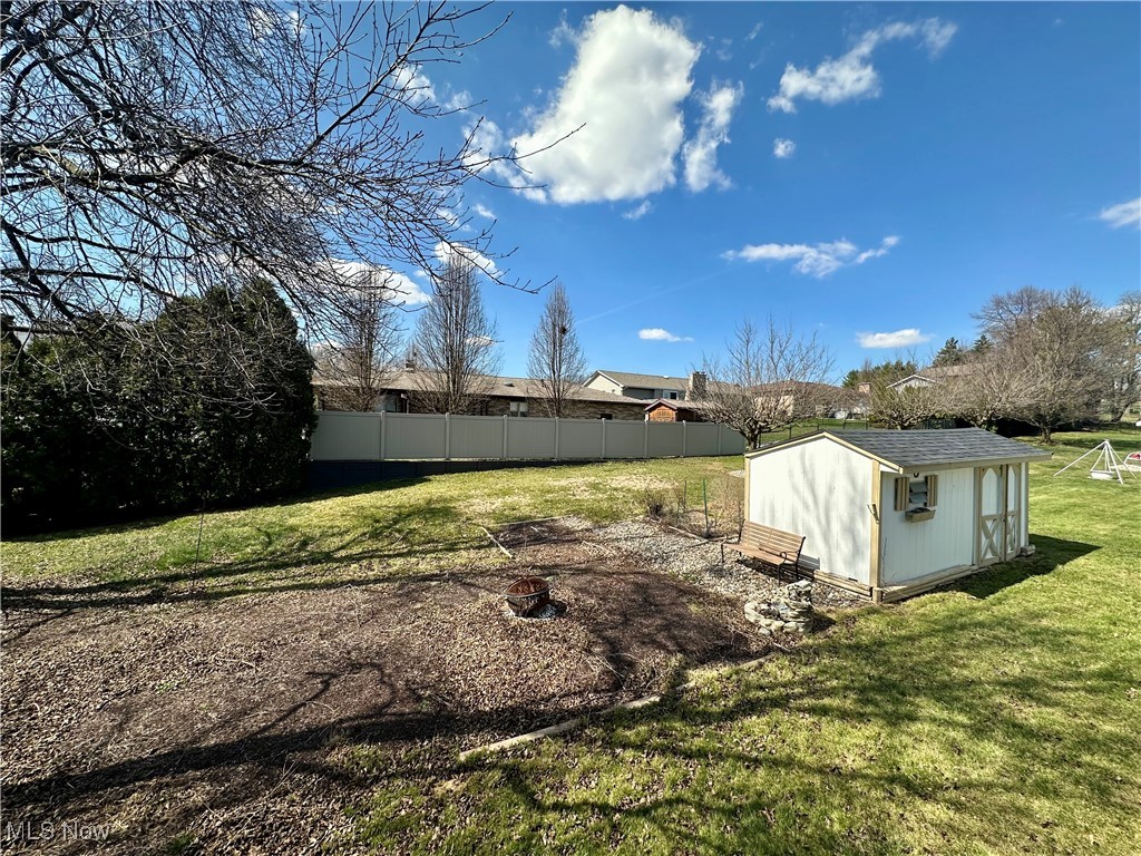 Merlos Golden Park - Residential