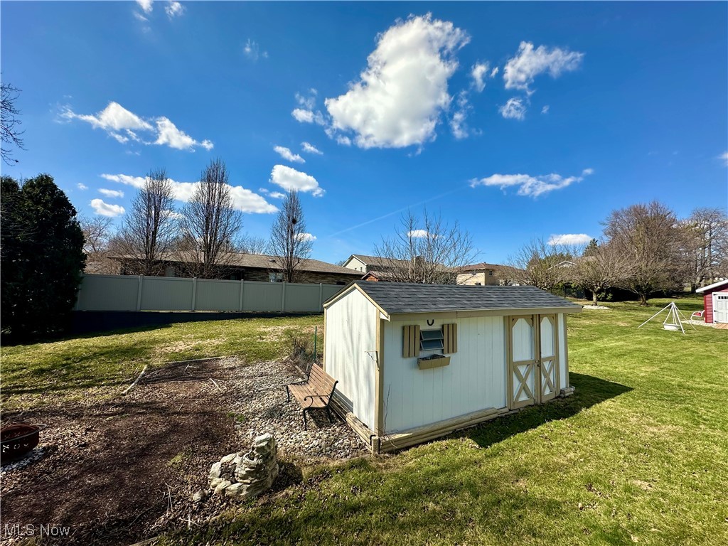 Merlos Golden Park - Residential