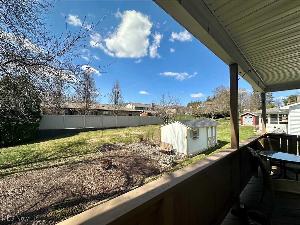 Merlos Golden Park - Residential