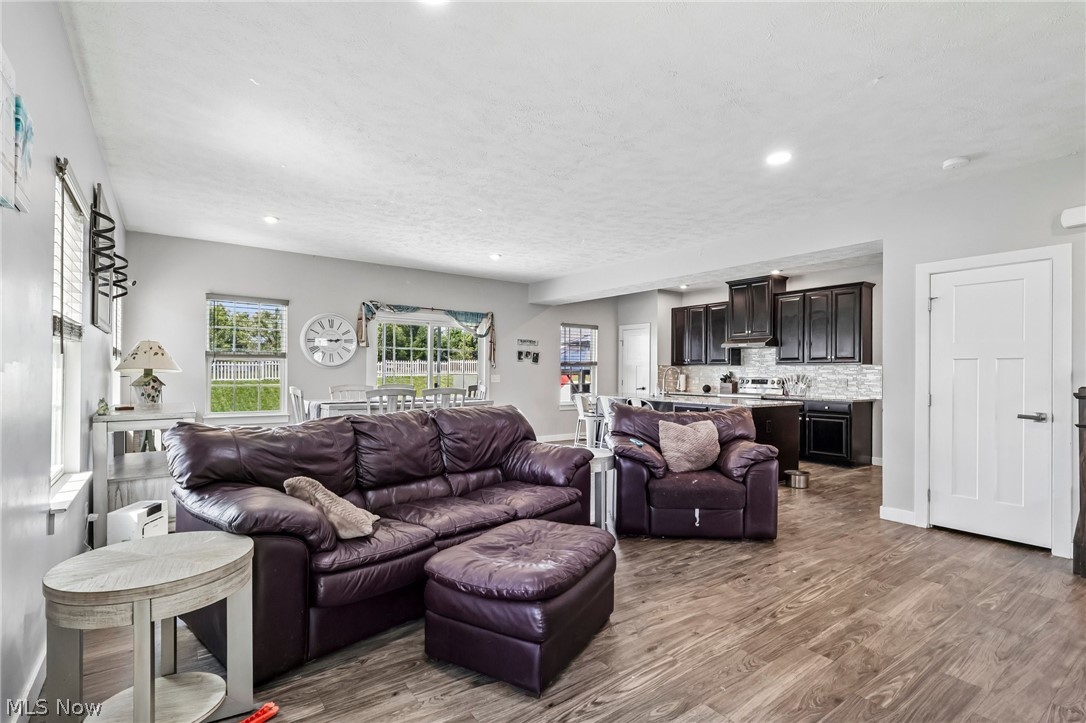 Saratoga Hills #4 - Residential